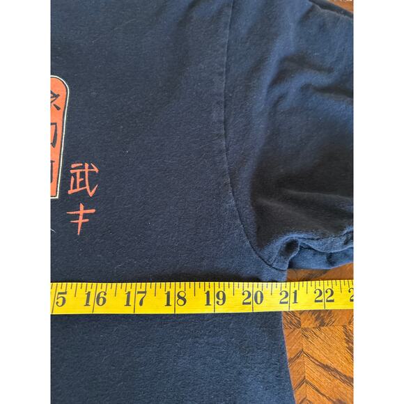 2 Tshirt Bundle - Japanese Style Graphics - Picture 7 of 8